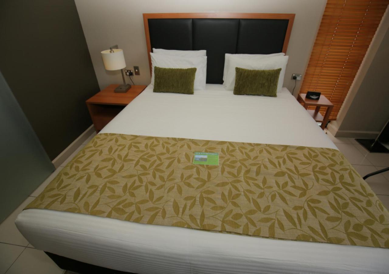 Ela Beach Hotel Port Moresby Exterior foto