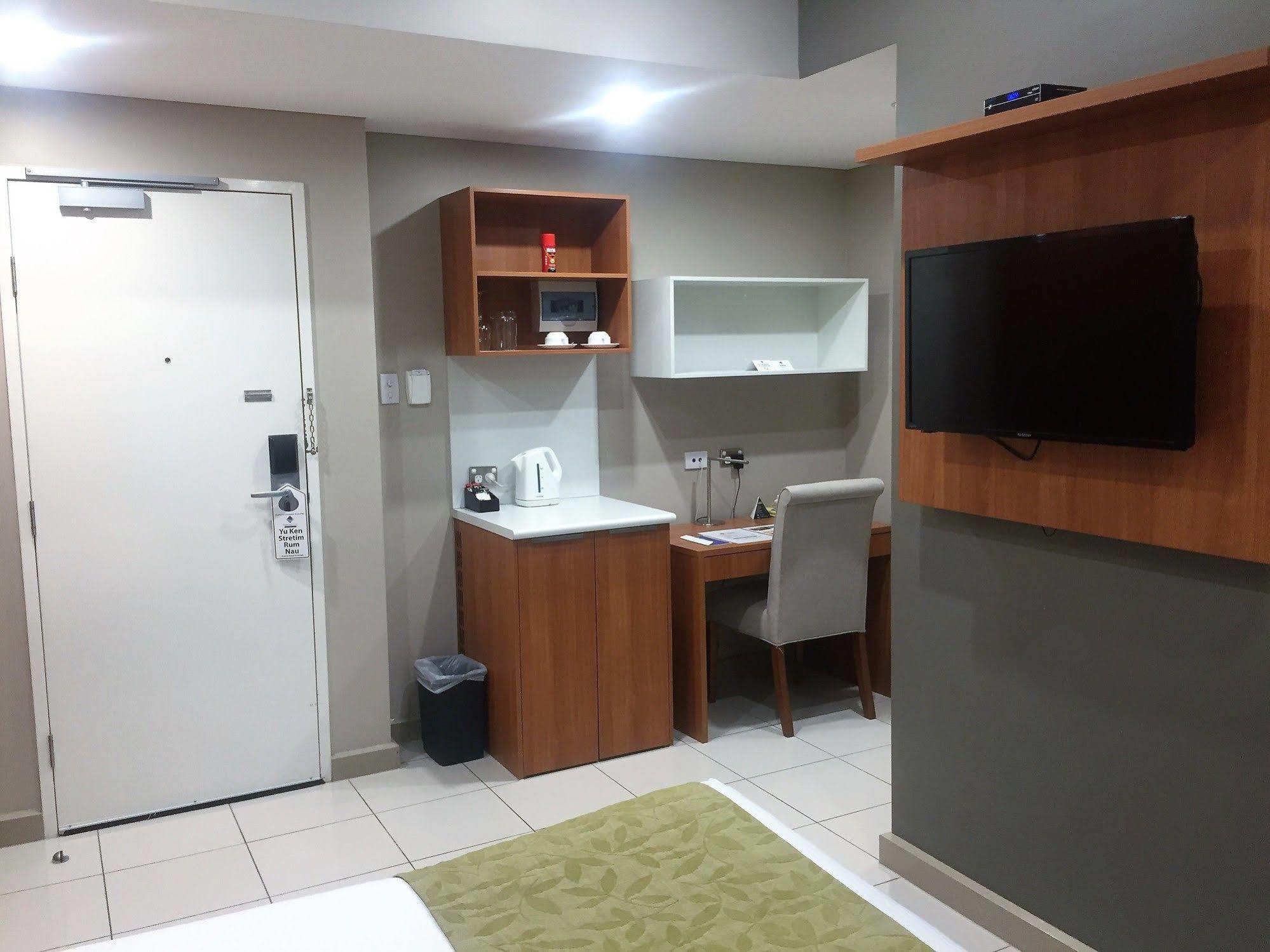 Ela Beach Hotel Port Moresby Exterior foto